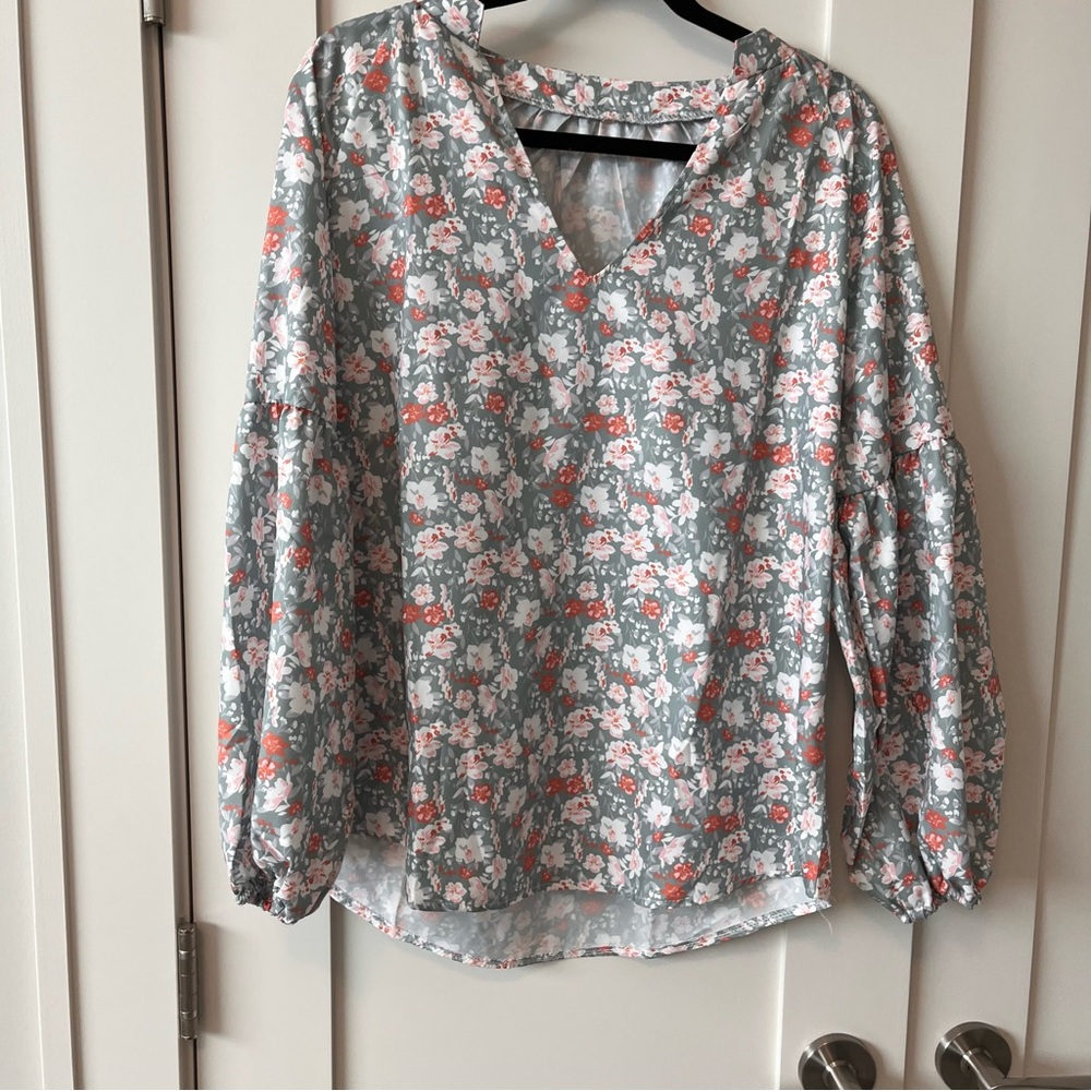 Floral V-Neck Blouse - Gray and Red